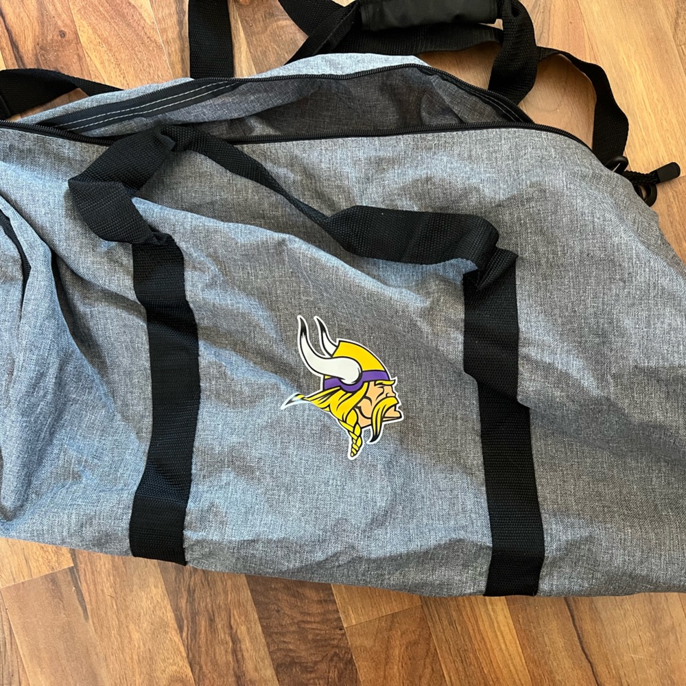Vikings duffel bag